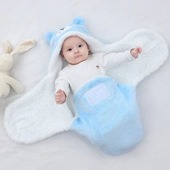 Nid d ange bleu ouver avec bebe