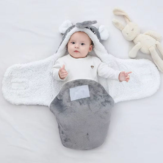 Nid d ange gris ouver avec bebe